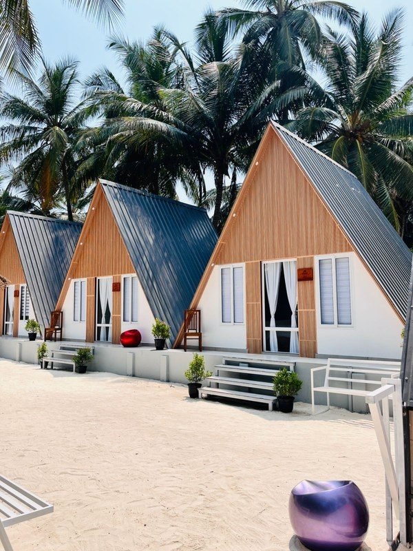 A-frame beach cottages